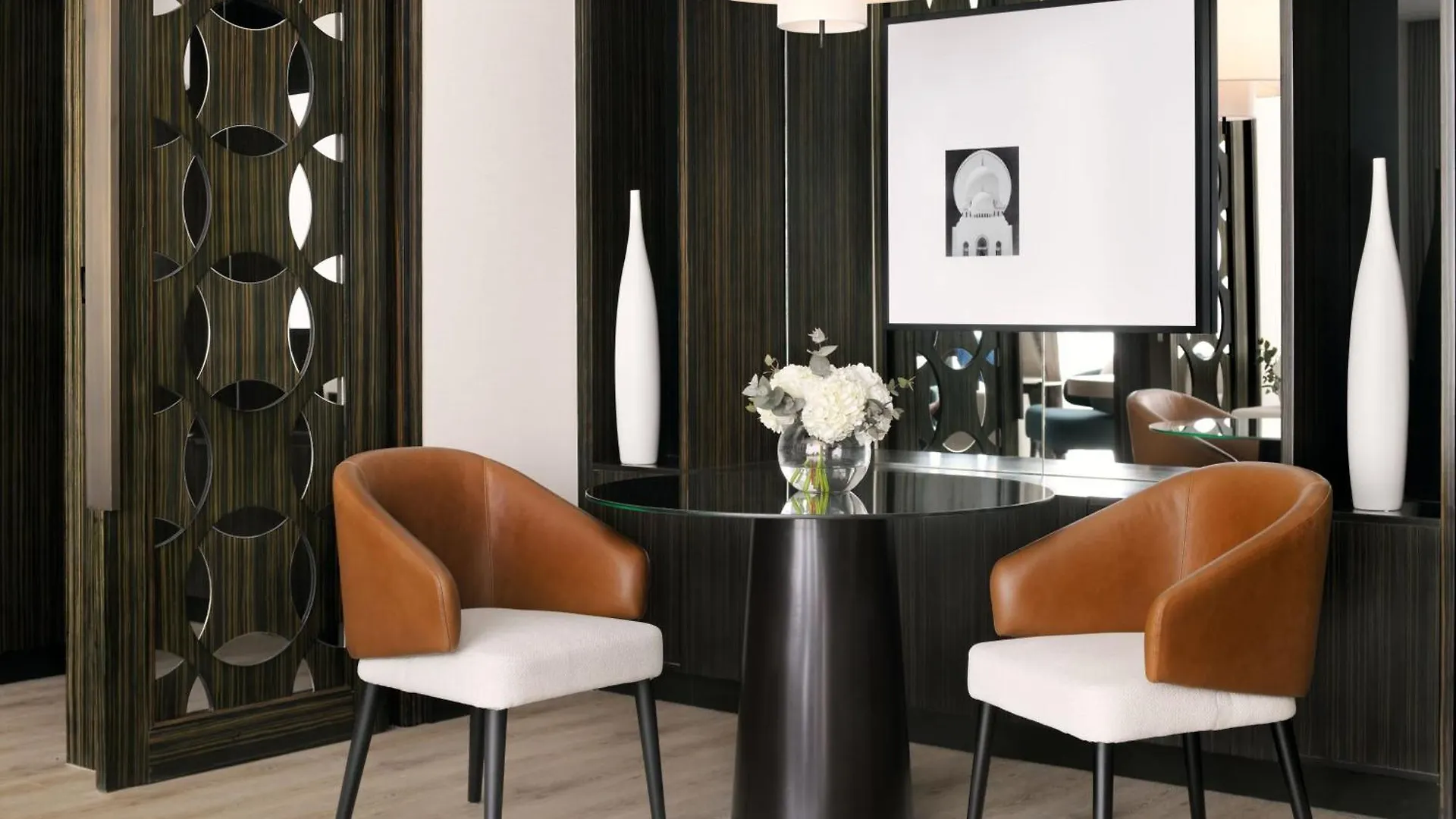 Sheraton Grand Hotel, Dubai 5*,