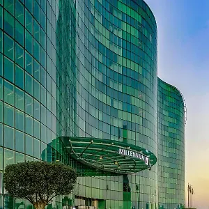 Millennium Al Rawdah 5* Abu Dhabi