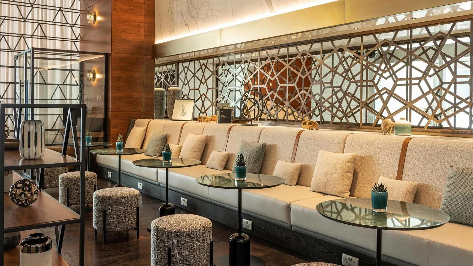 Sheraton Grand Hotel, Ντουμπάι Ξενοδοχείο